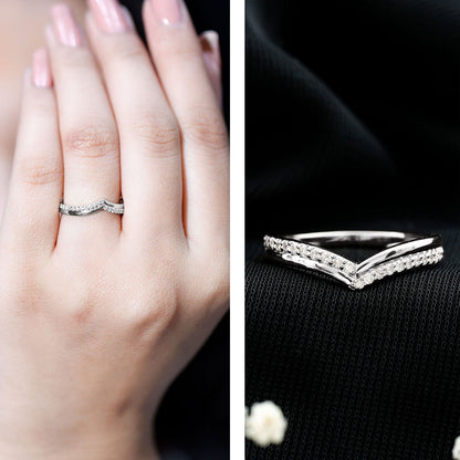 Pave Set Round Cut Natural Diamond Chevron Ring