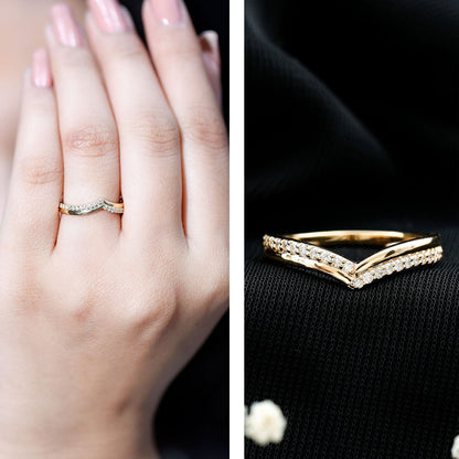 Pave Set Round Cut Natural Diamond Chevron Ring