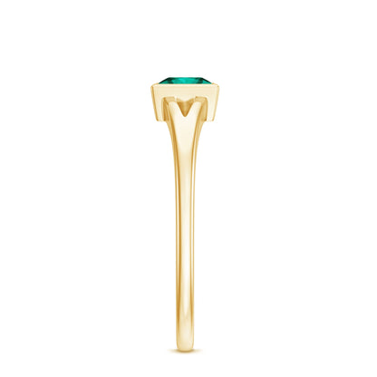 0.5 Carat Princess Cut Lab Grown Emerald Solitaire Ring with Split Shank