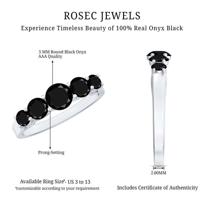Trellis Set Black Onyx 5 Stone Ring in Graduated Style