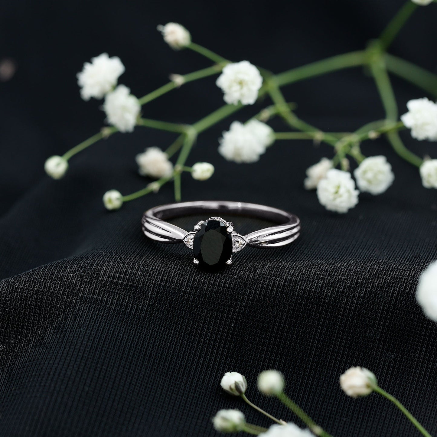Solitaire Black Onyx Oval Engagement Ring with Diamond