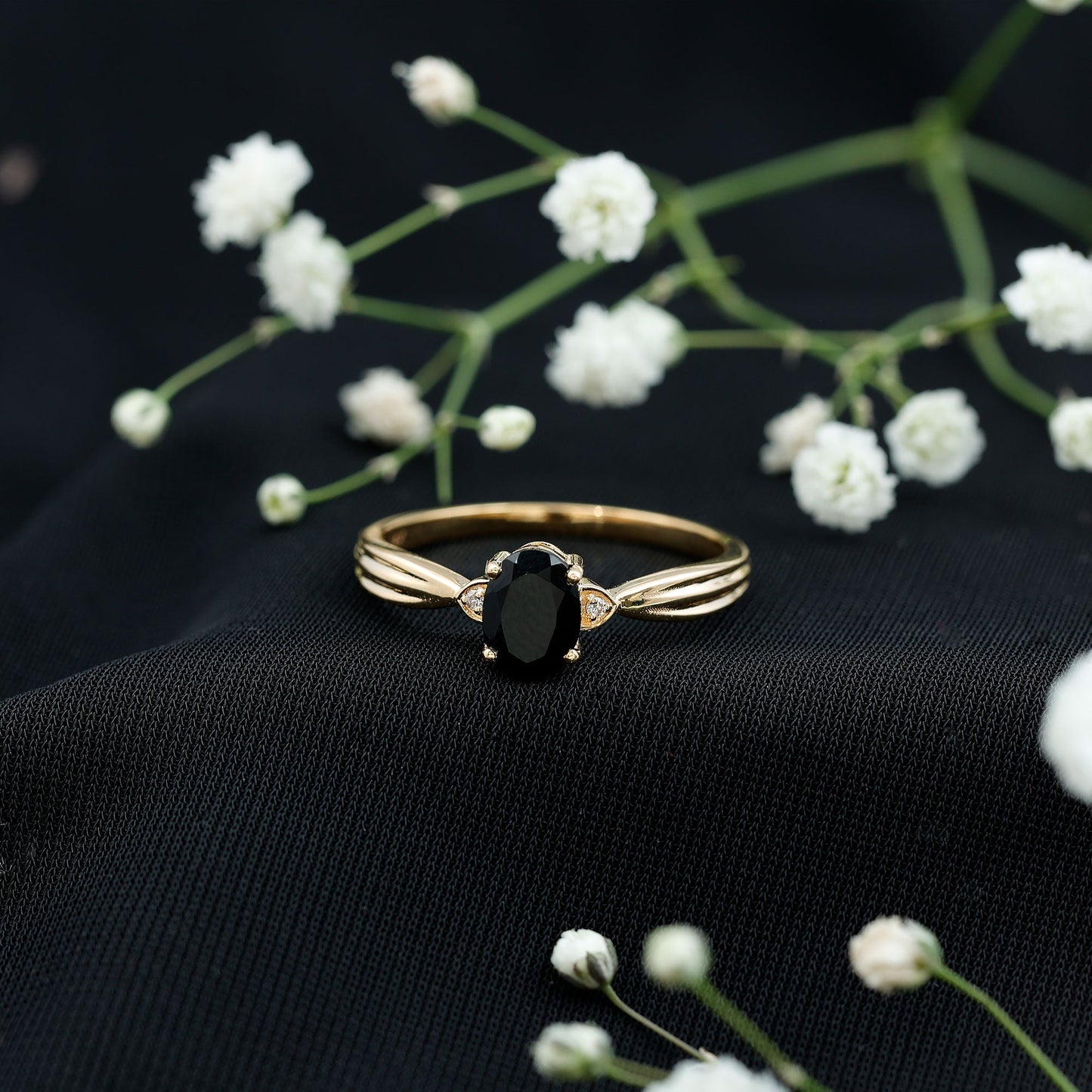 Solitaire Black Onyx Oval Engagement Ring with Diamond