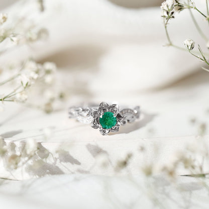 Natural Emerald Flower Engagement Ring with Diamond
