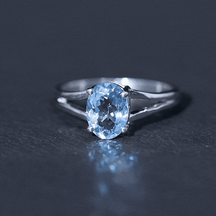 Genuine Oval Aquamarine Solitaire Engagement Ring in Split Shank