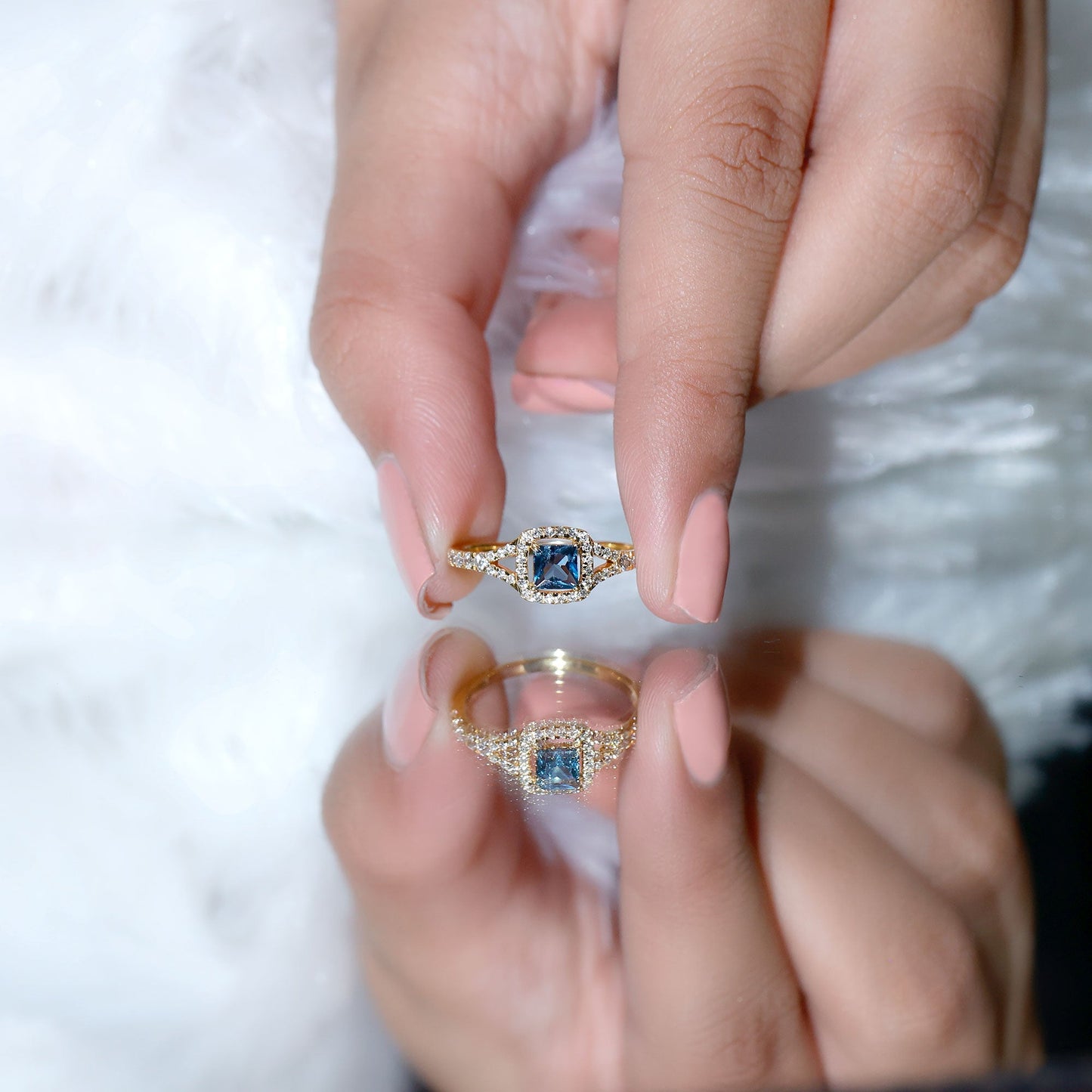 1 Carat Princess Cut London Blue Topaz Engagement Ring with Diamond Split Shank