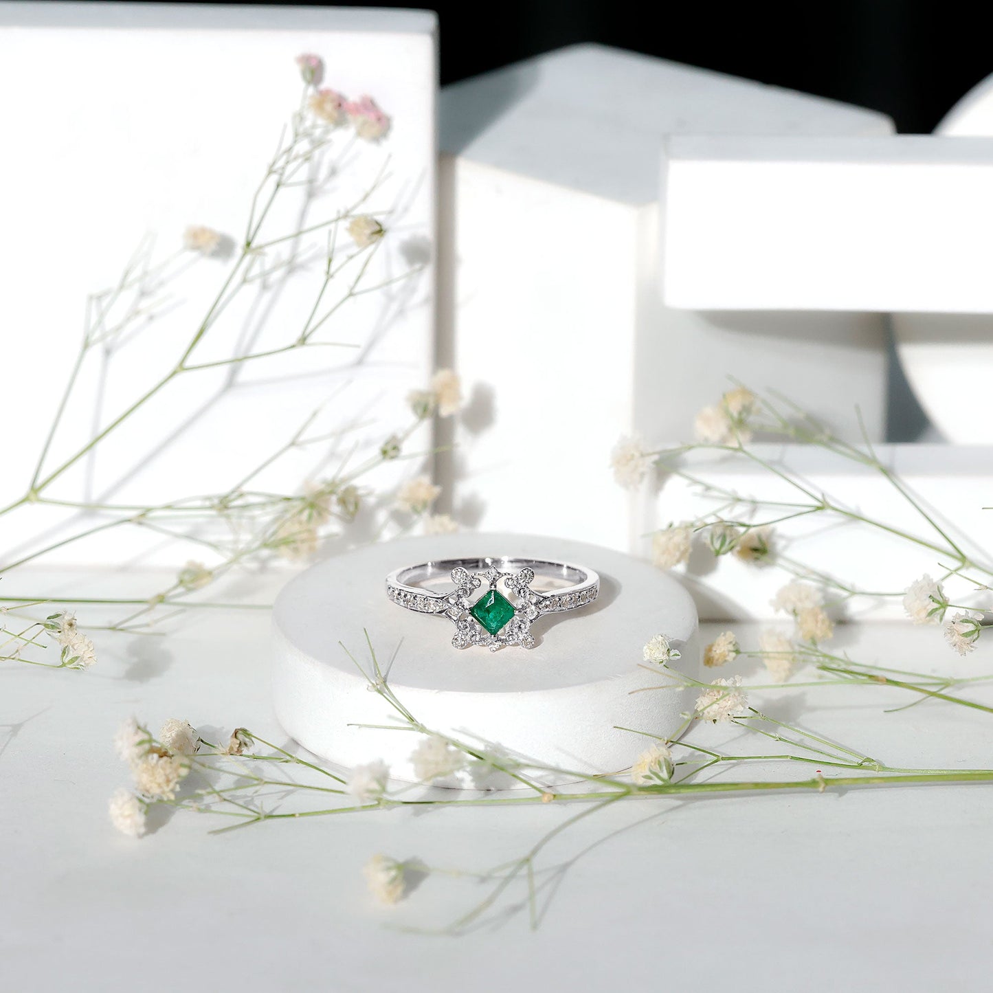 Antique Looking Emerald and Diamond Engagement Ring for Women