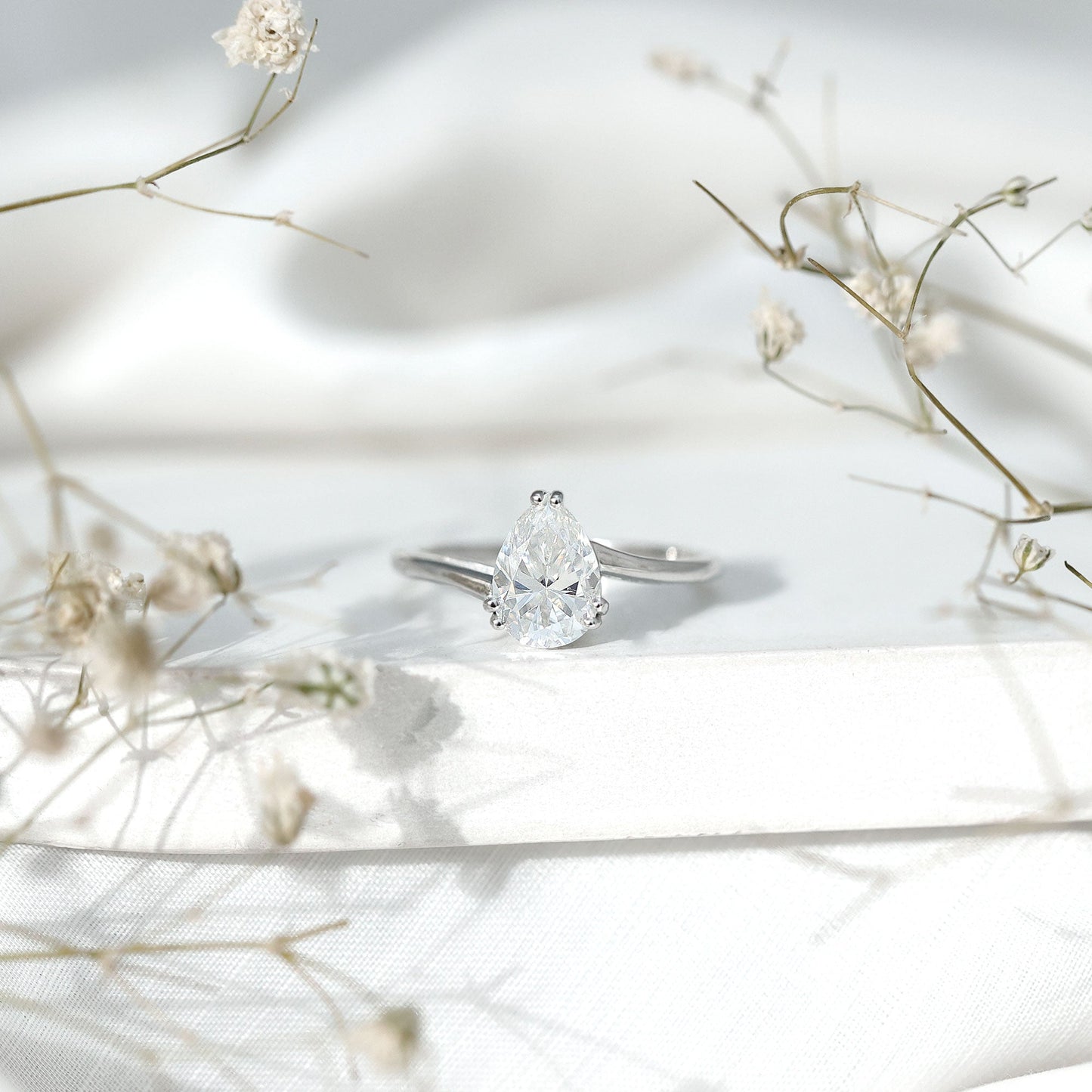 Pear Engagement Ring With Certified Moissanite
