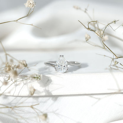 Pear Engagement Ring With Certified Moissanite
