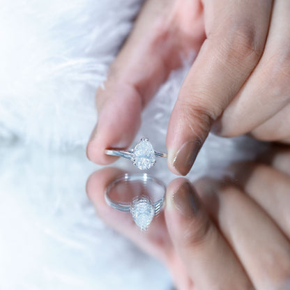 Pear Engagement Ring With Certified Moissanite