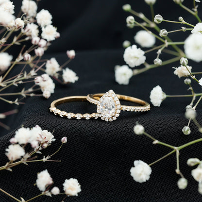 0.7 Carat Moissanite Teardrop Wedding Ring Set with Halo