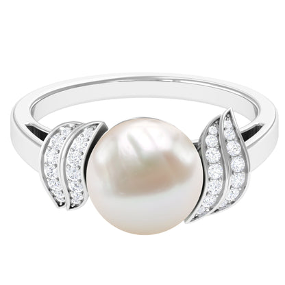 Elegant Freshwater Pearl Solitaire Ring with Diamond Accent