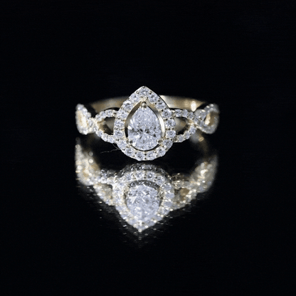 Pear Shape Lab Grown Diamond Teardrop Engagement Ring