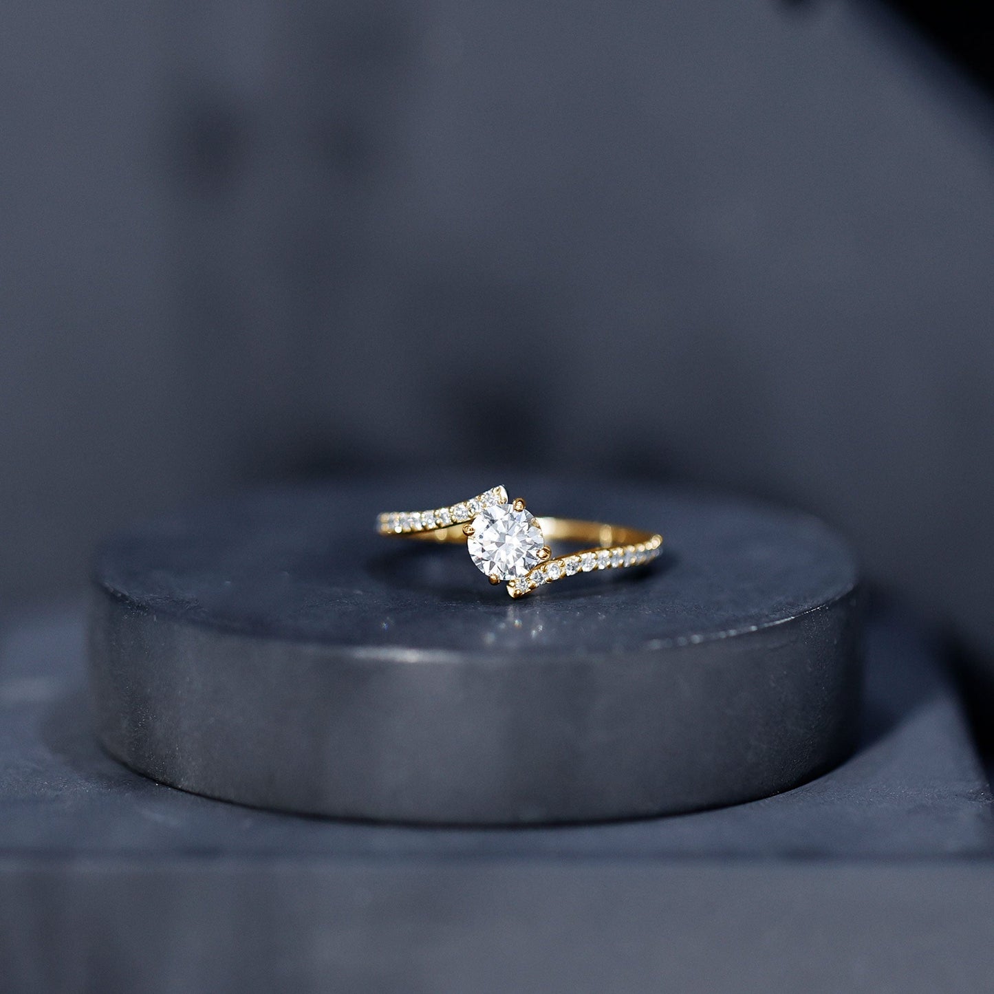 Lab Grown Diamond Solitaire Promise Engagement Ring