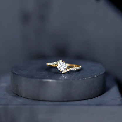 Lab Grown Diamond Solitaire Promise Engagement Ring