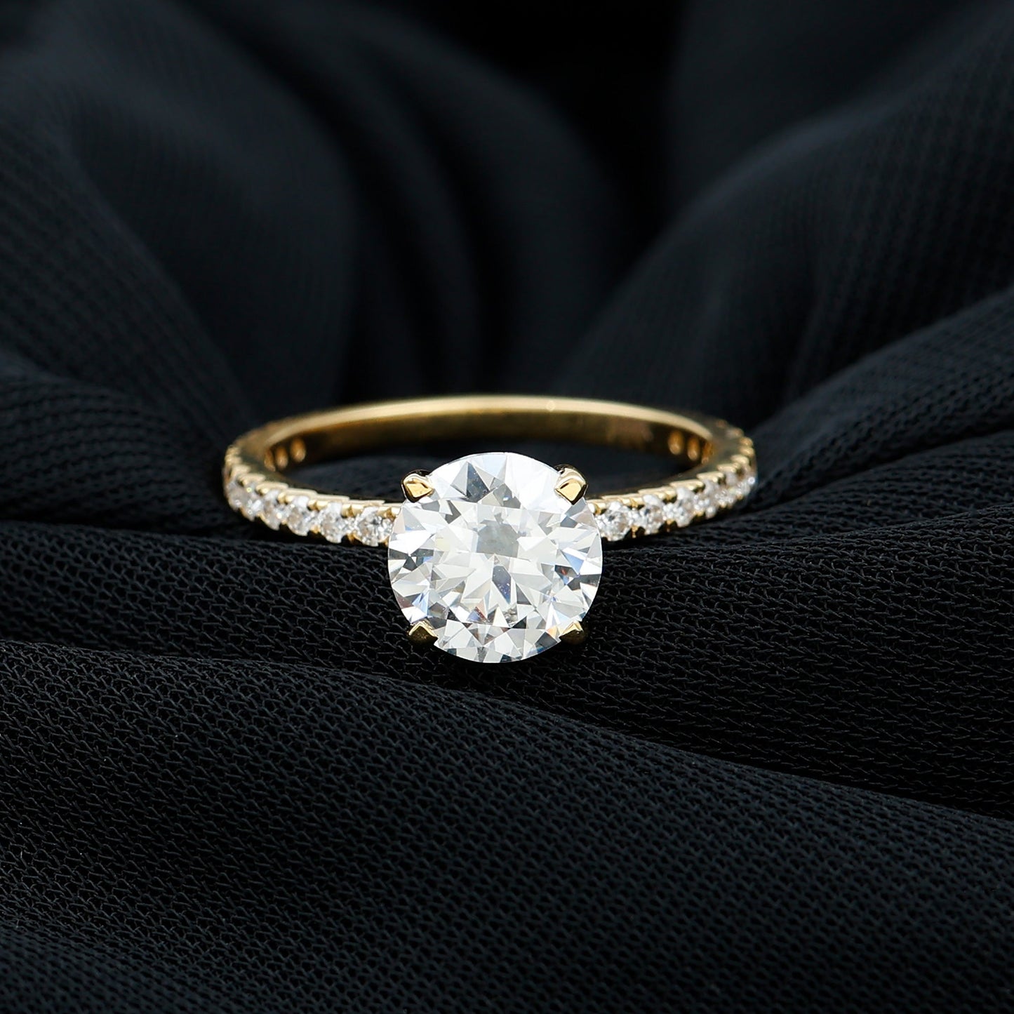 Peg Head Set Moissanite Solitaire Engagement Ring
