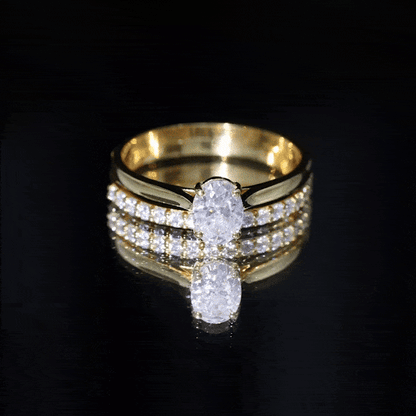 Oval Cut Solitaire Moissanite Bridal Ring Set