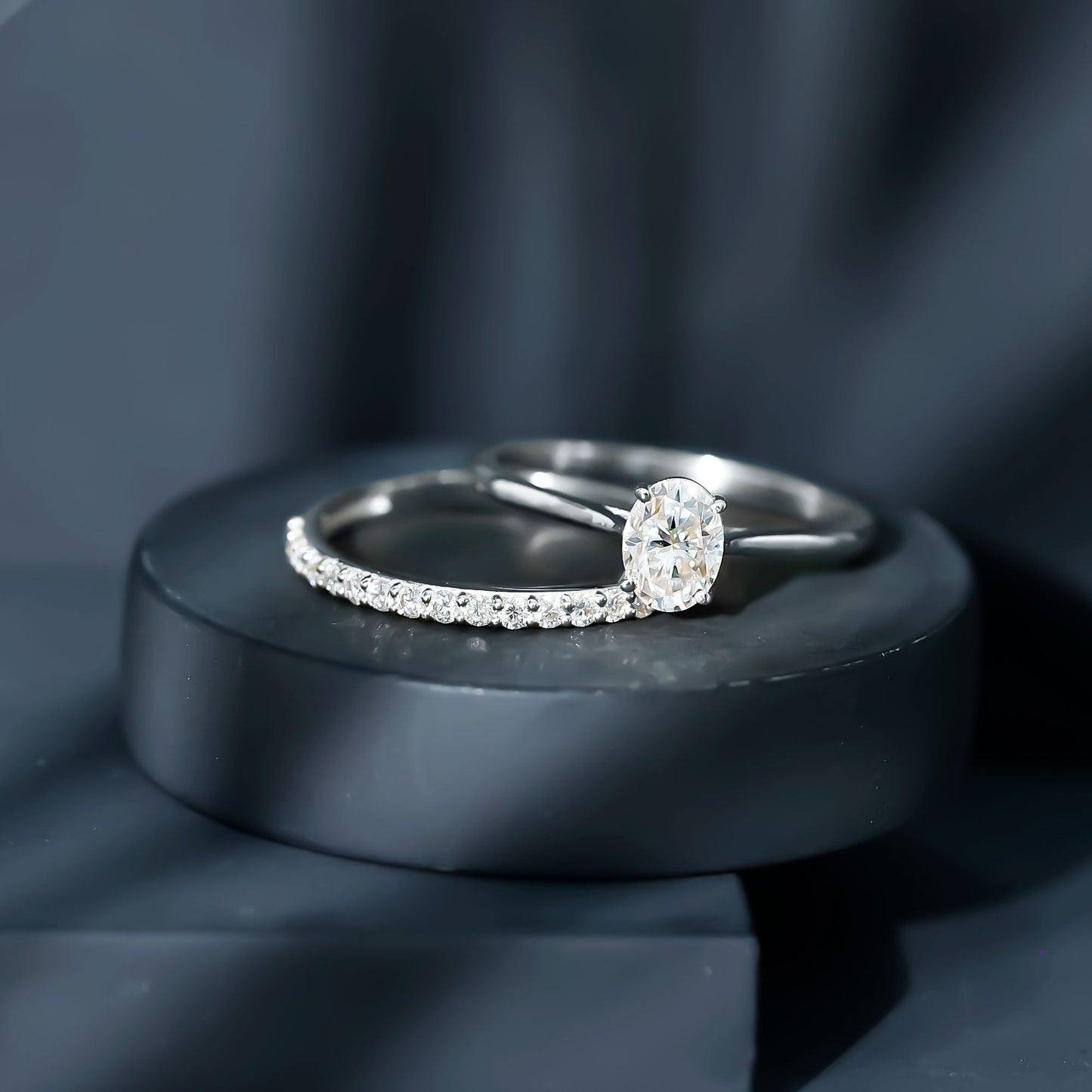 Oval Cut Solitaire Moissanite Bridal Ring Set