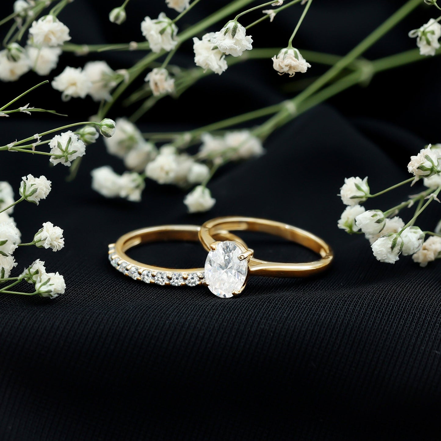 Oval Cut Solitaire Moissanite Bridal Ring Set