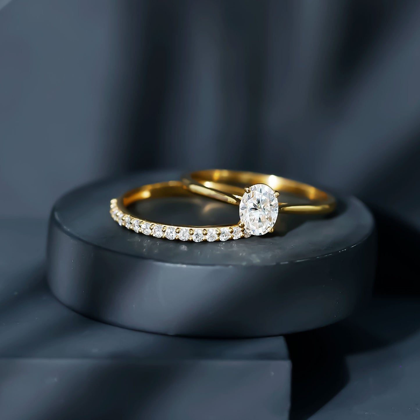 Oval Cut Solitaire Moissanite Bridal Ring Set