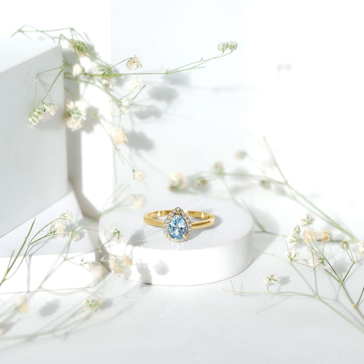 1 Carat Pear Cut Aquamarine Engagement Ring with Diamond Halo