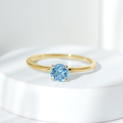 Round Shape Aquamarine Solitaire Ring in Peg Head Setting