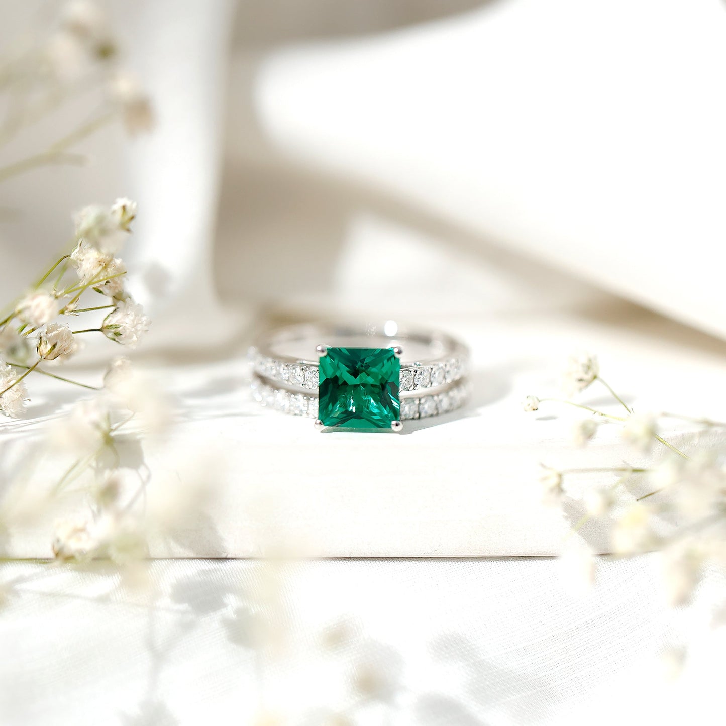 Lab Grown Emerald Princess Cut Engagement Ring with Wedding Band