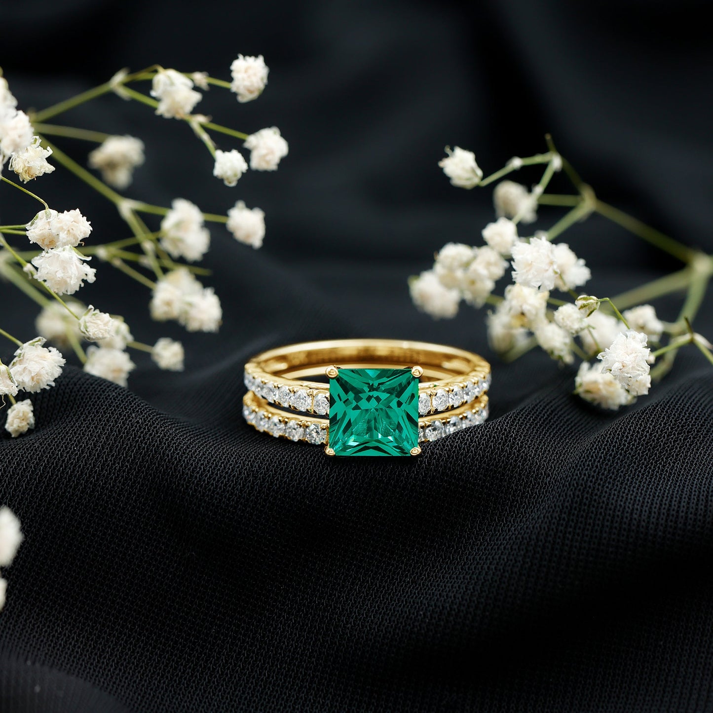 Lab Grown Emerald Princess Cut Engagement Ring with Wedding Band