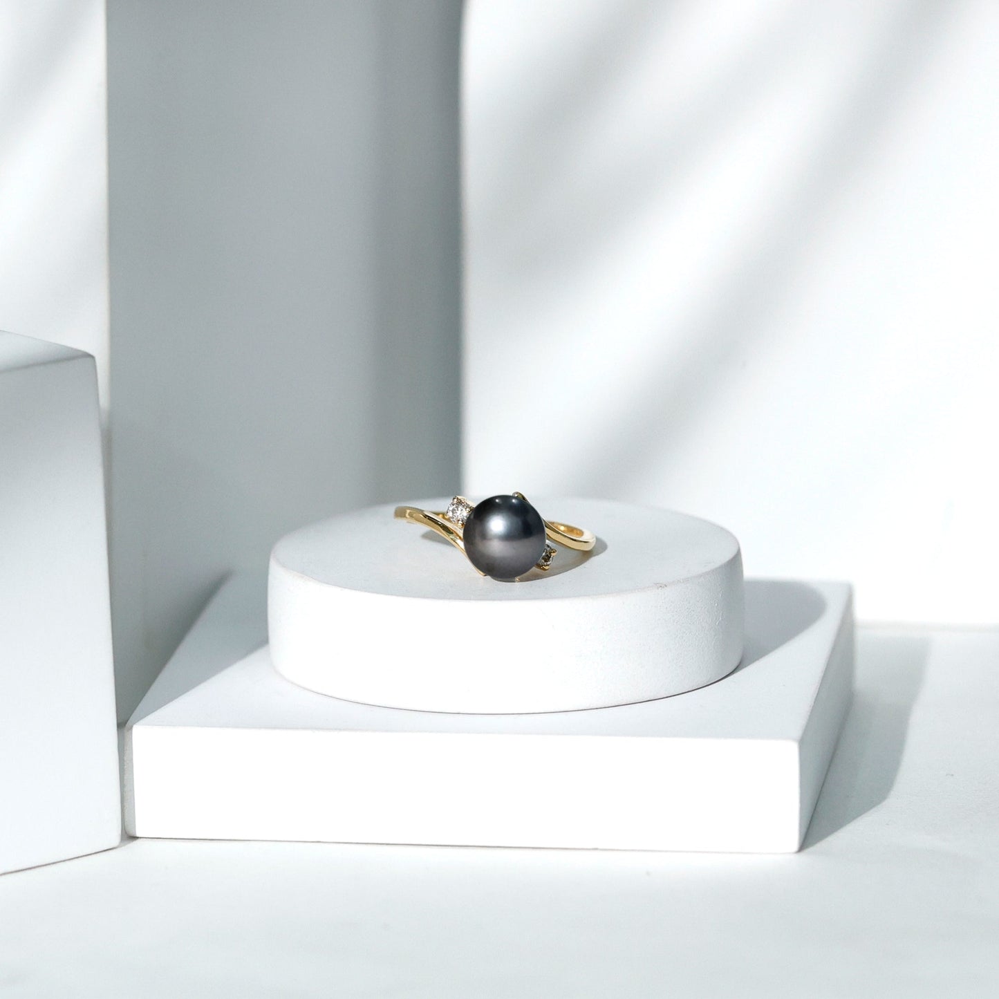 Natural Tahitian Black Pearl Diamond Vintage Engagement Ring
