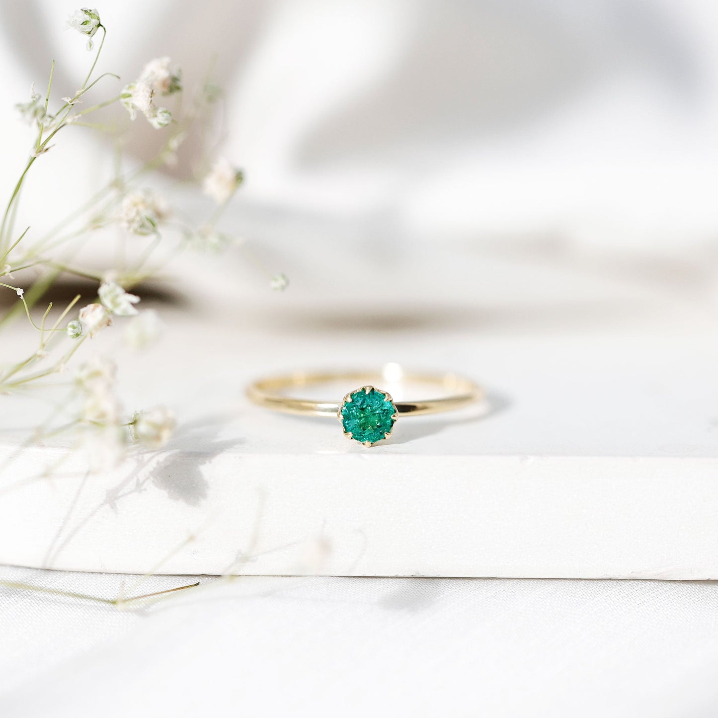 Natural Solitaire Emerald Promise Ring in Lotus Basket Setting
