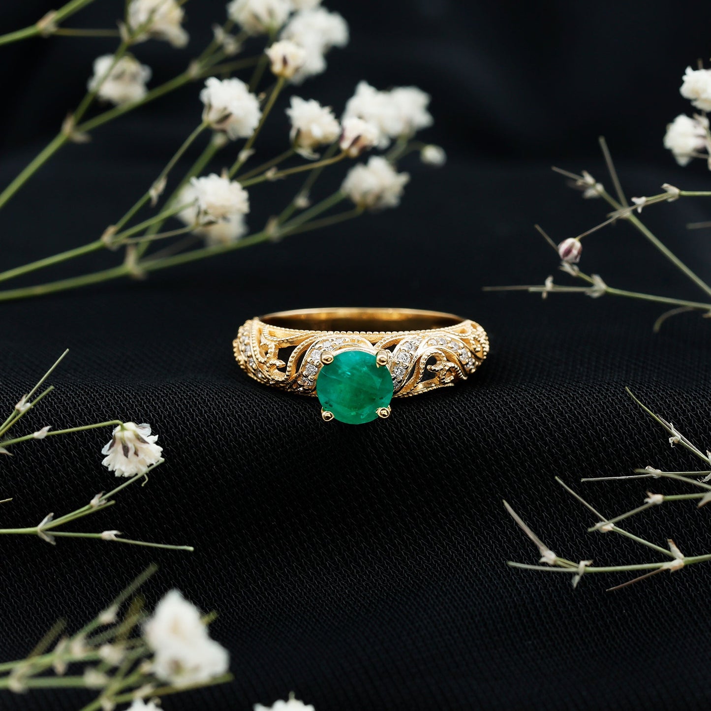 Vintage Looking Emerald and Diamond Engagement Ring for Women