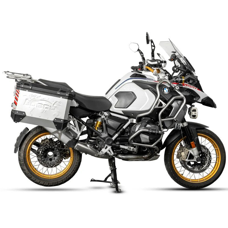 RM02 Motorcycle Rearview Mirror – 1200R Spherical Lens, CNC Aluminum, Anti-Glare & Quick-Fold Design