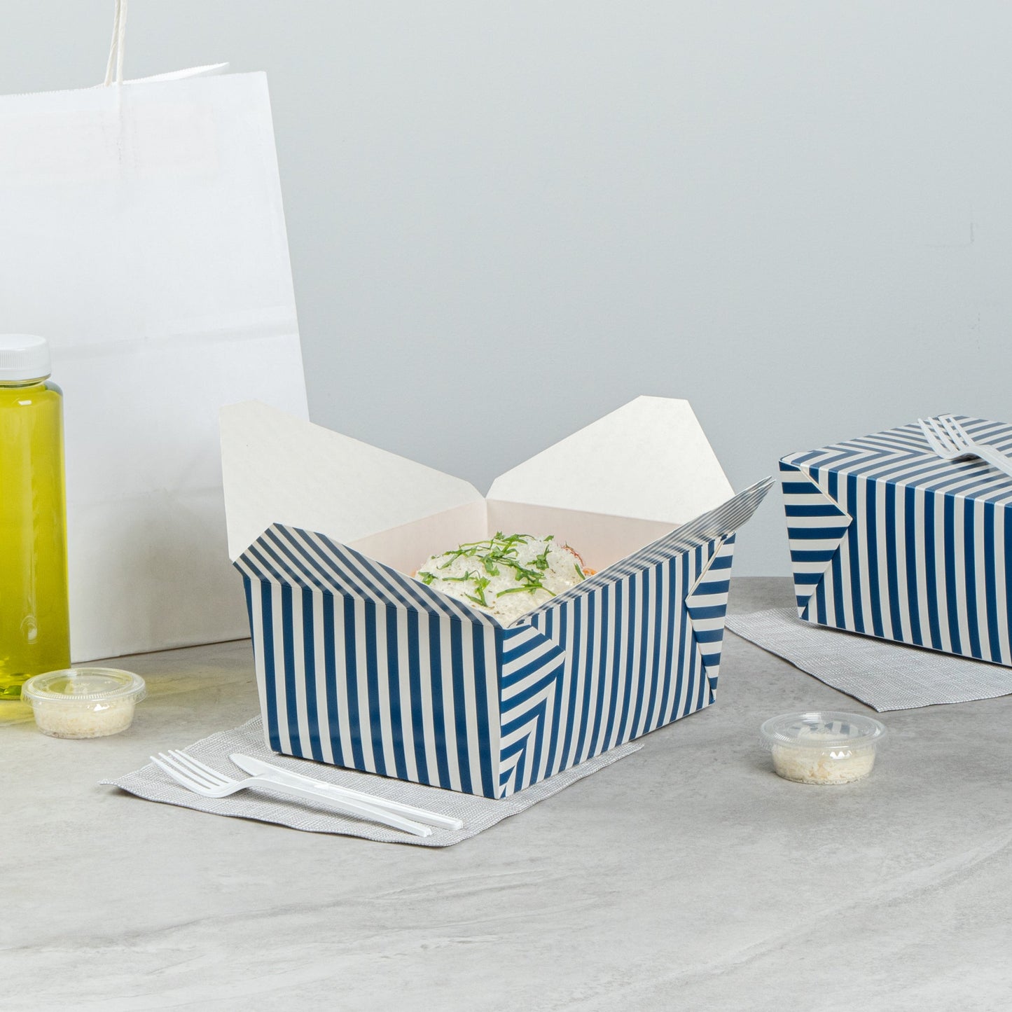 Bio Tek 98 oz Blue and White Stripe Paper #4 Bio Box Take Out Container - 8 1/2" x 6 1/4" x 3 1/2" - 50 count box