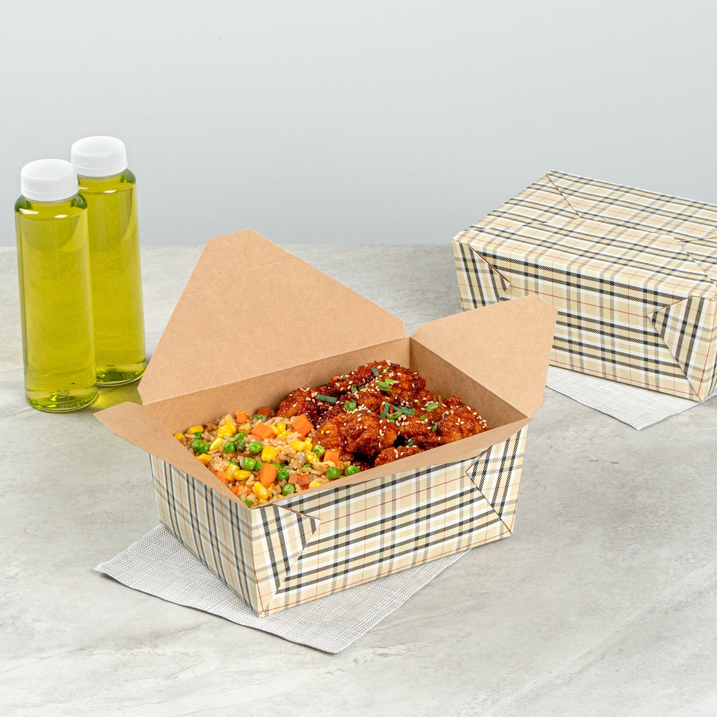 Bio Tek 98 oz Plaid Paper #4 Bio Box Take Out Container - 8 1/2" x 6 1/4" x 3 1/2" - 50 count box