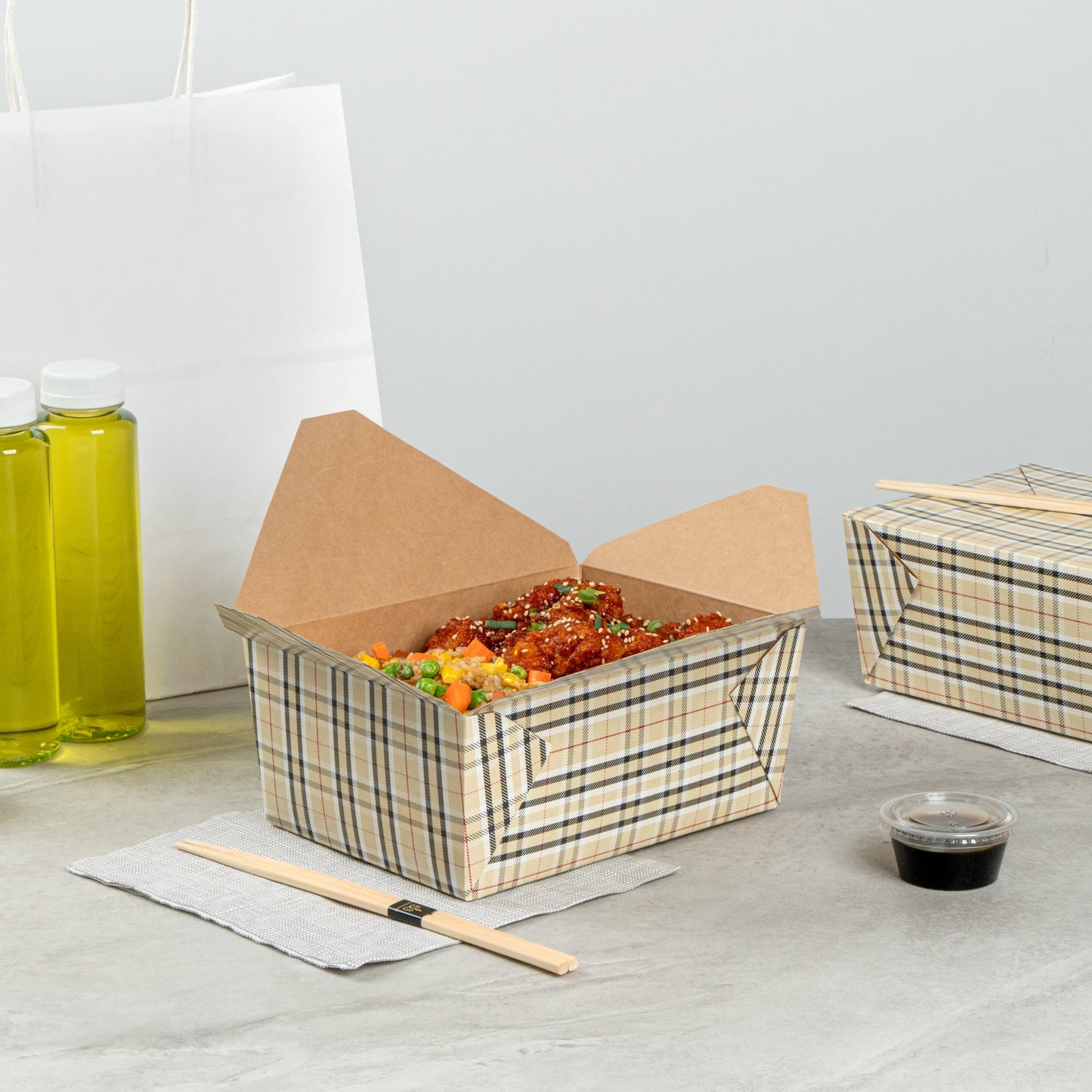Bio Tek 98 oz Plaid Paper #4 Bio Box Take Out Container - 8 1/2" x 6 1/4" x 3 1/2" - 200 count box