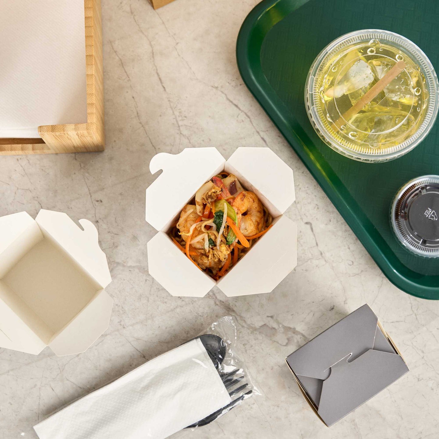 Bio Tek 8 oz Square Gray Paper Noodle Take Out Container - 2 3/4" x 2 1/4" x 2 1/2" - 200 count box