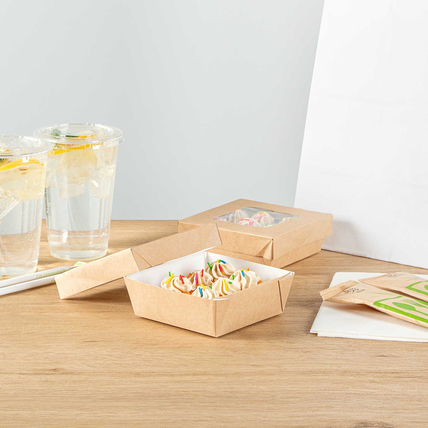 Cafe Vision 13 oz Square Kraft Paper Small Take Out Container - 4 1/2" x 4 1/2" x 1 1/2" - 200 count box
