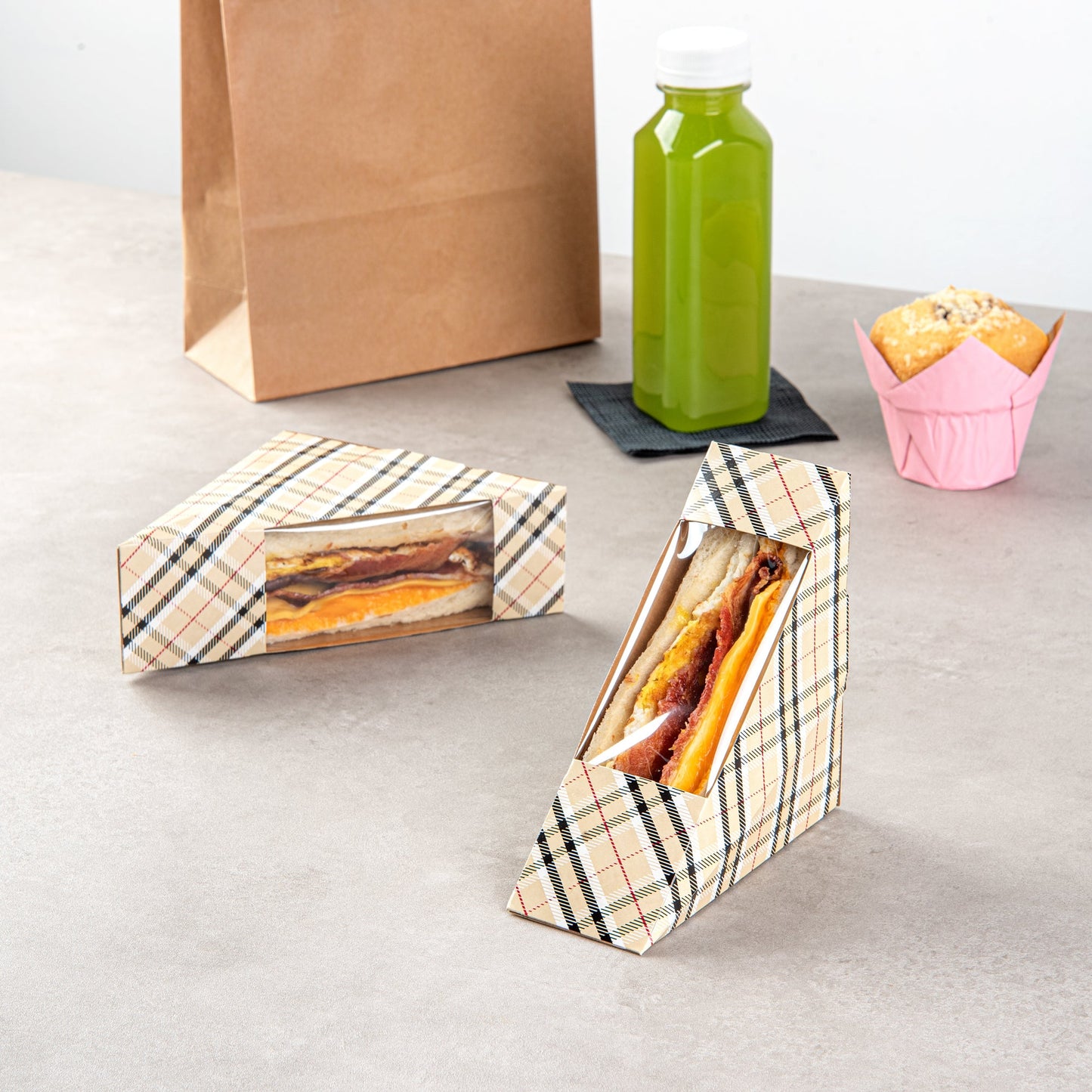 Cafe Vision Triangle Plaid Paper Small Sandwich Box - 4 3/4" x 4 3/4" x 2" - 25 count box