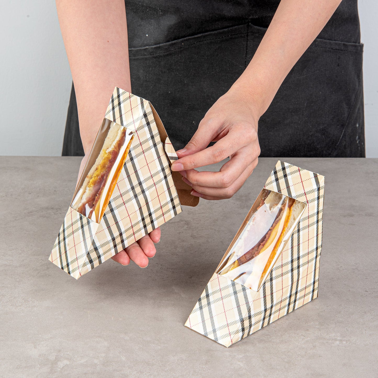 Cafe Vision Triangle Plaid Paper Small Sandwich Box - 4 3/4" x 4 3/4" x 2" - 200 count box