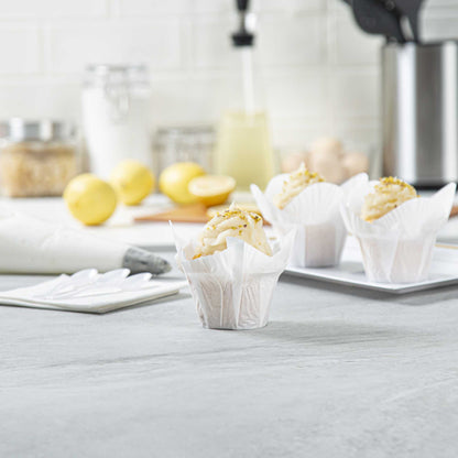 Panificio 6 oz Daffodil White Paper Baking Cup - Greaseproof - 3 1/4" x 3 1/4" x 3" - 200 count box