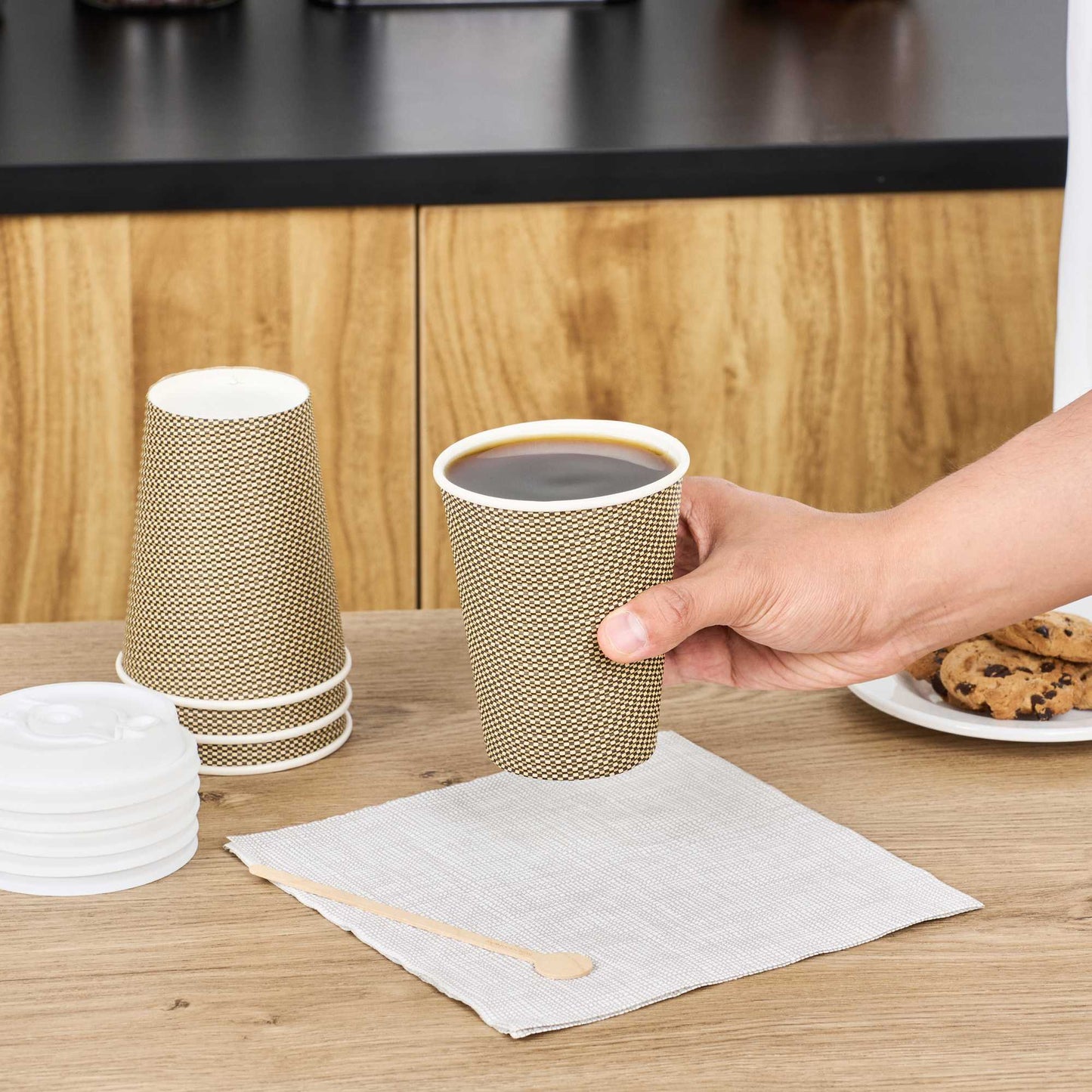 Restpresso 12 oz Mocha Pin Check Paper Coffee Cup - Spiral Wall - 3 1/2" x 3 1/2" x 4 1/4" - 500 count box