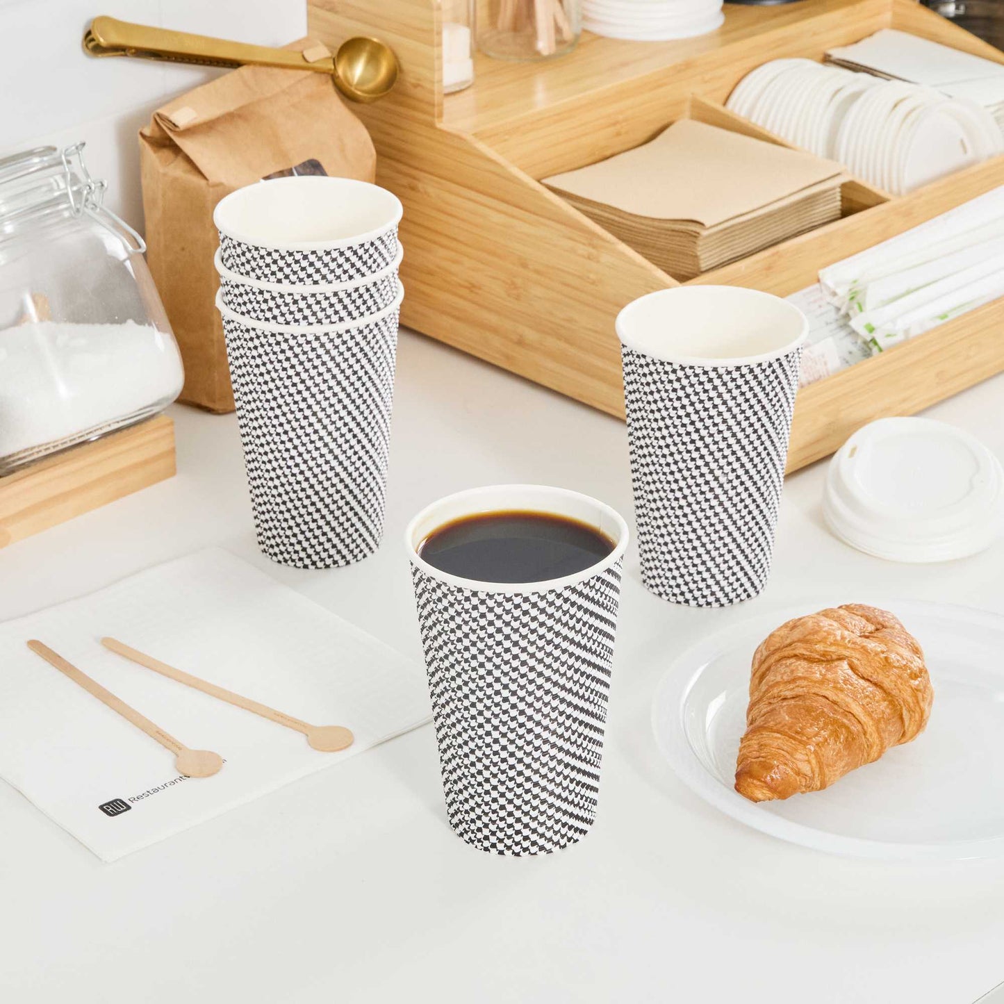 Restpresso 16 oz Houndstooth Paper Coffee Cup - Spiral Wall - 3 1/2" x 3 1/2" x 5 1/2" - 500 count box