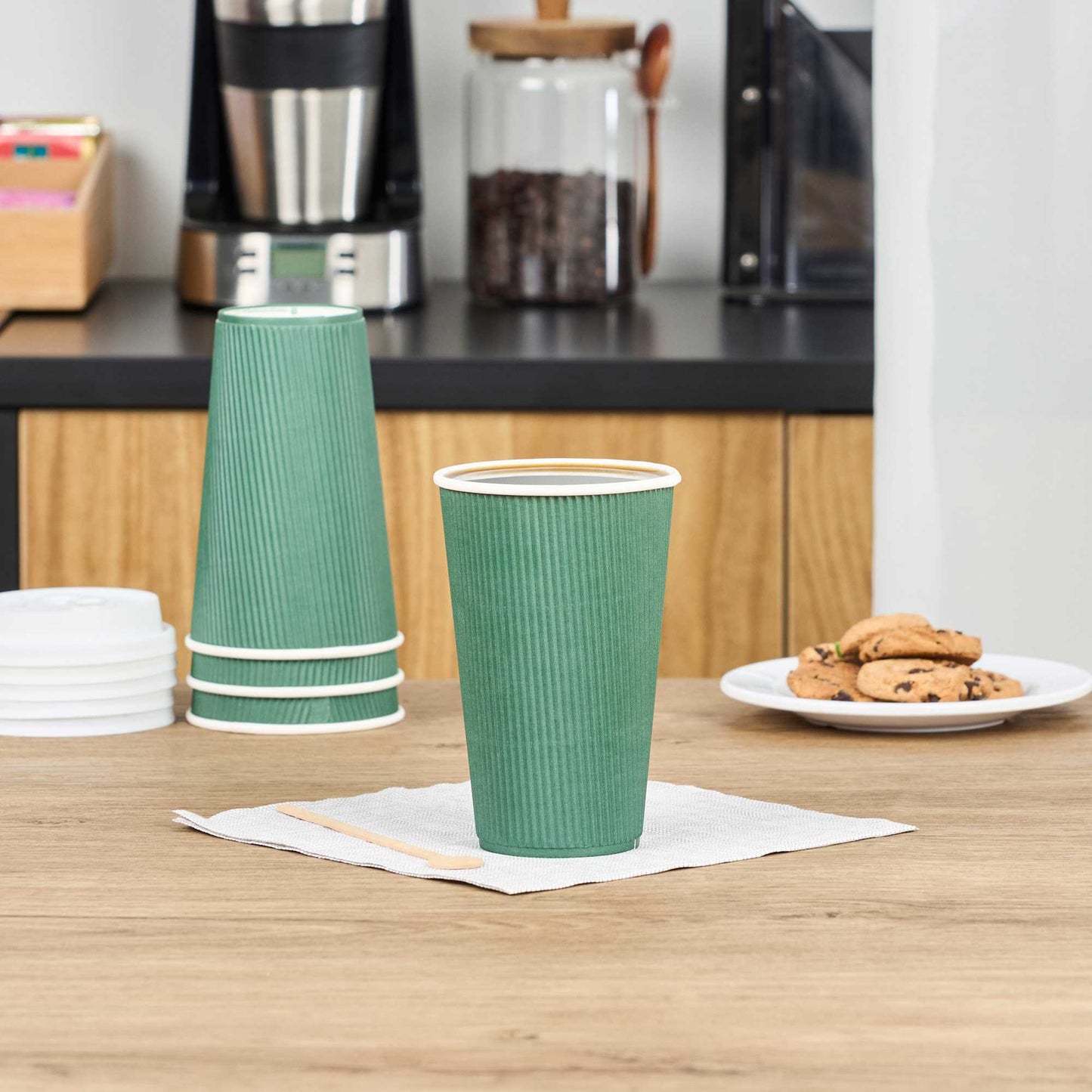 Restpresso 16 oz Forest Green Paper Coffee Cup - Ripple Wall - 3 1/2" x 3 1/2" x 5 1/2" - 500 count box