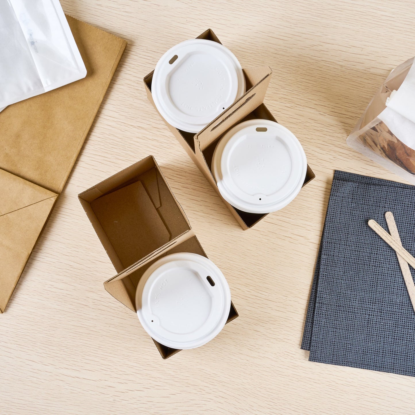 Restpresso Kraft Paper Altalena Drink Carrier - Fits 2 Cups - 7 1/4" x 3 1/2" x 9 1/4" - 100 count box