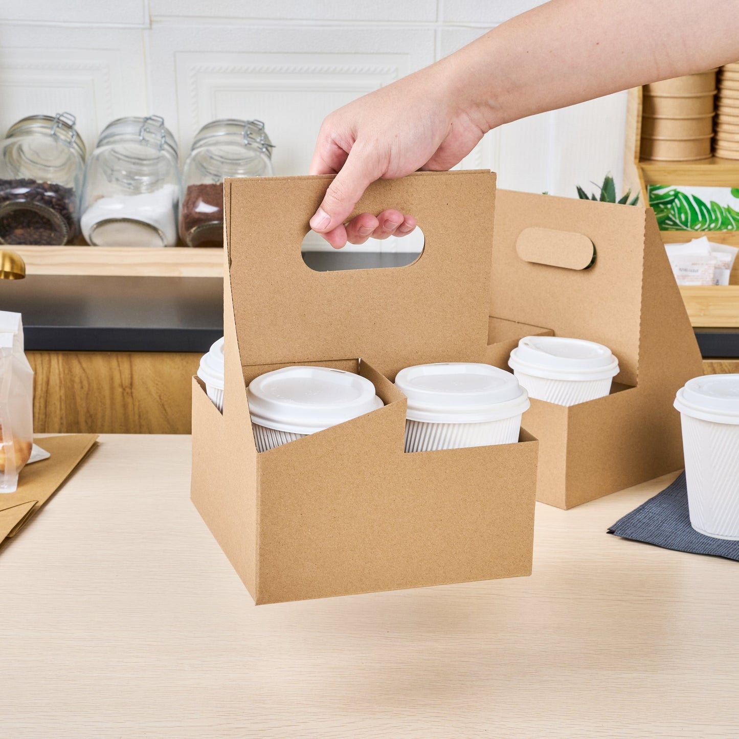Restpresso Kraft Paper Altalena Drink Carrier - Fits 4 Cups - 7 1/4" x 7 1/4" x 9 1/4" - 100 count box