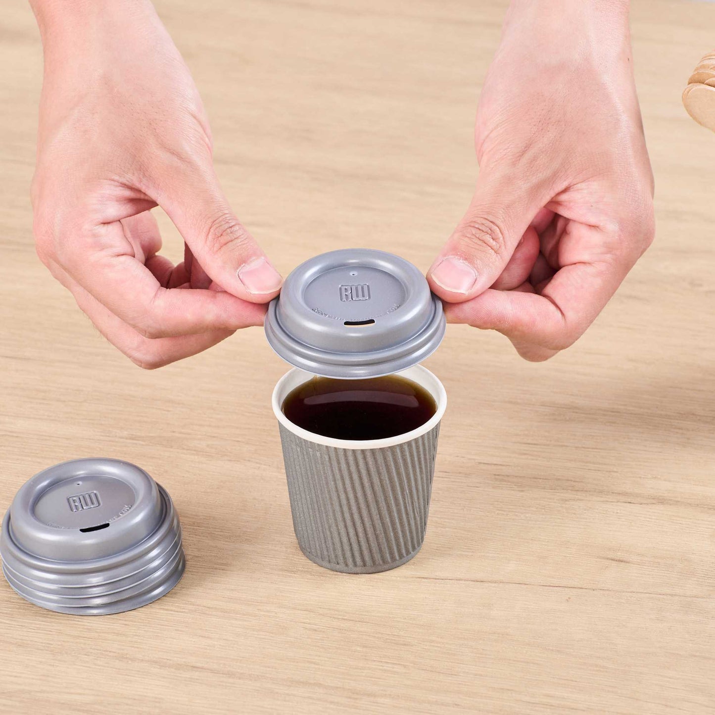 Restpresso Pewter Gray Plastic Coffee Cup Lid - Fits 4 oz - 2 1/2" x 2 1/2" x 3/4" - 25 count box
