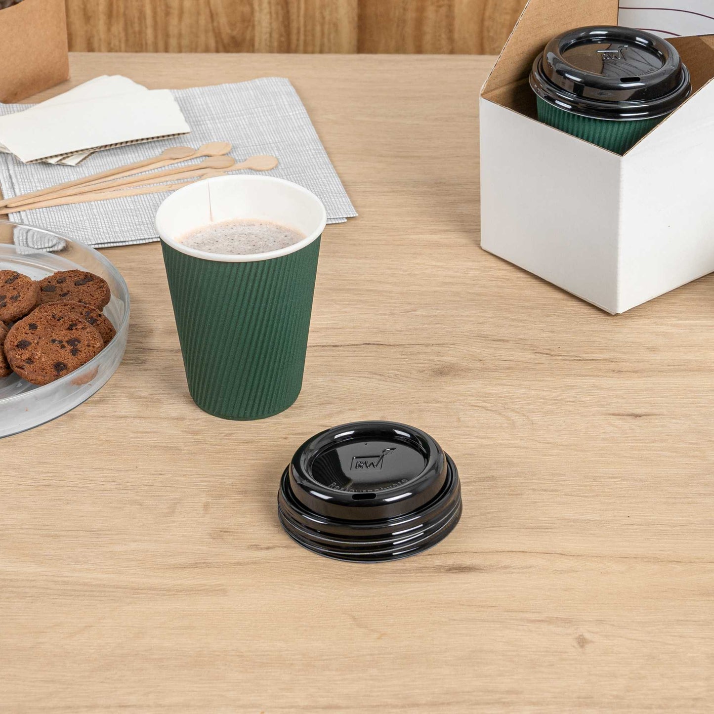 Restpresso Black Plastic Coffee Cup Lid - Fits 8, 12, 16 and 20 oz - 500 count box