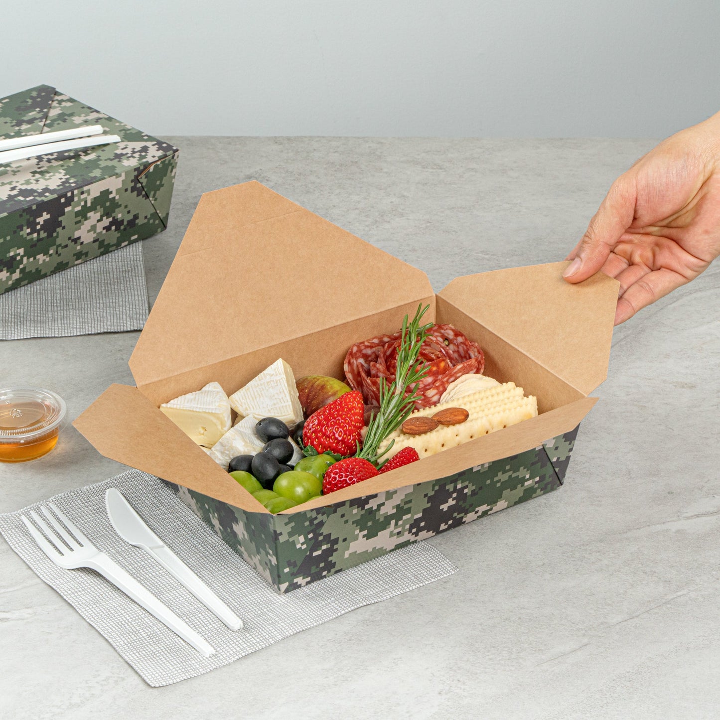 Bio Tek 71 oz Rectangle Camouflage Paper #3 Bio Box Take Out Container - 8 1/2" x 6 1/4" x 2 1/2" - 200 count box