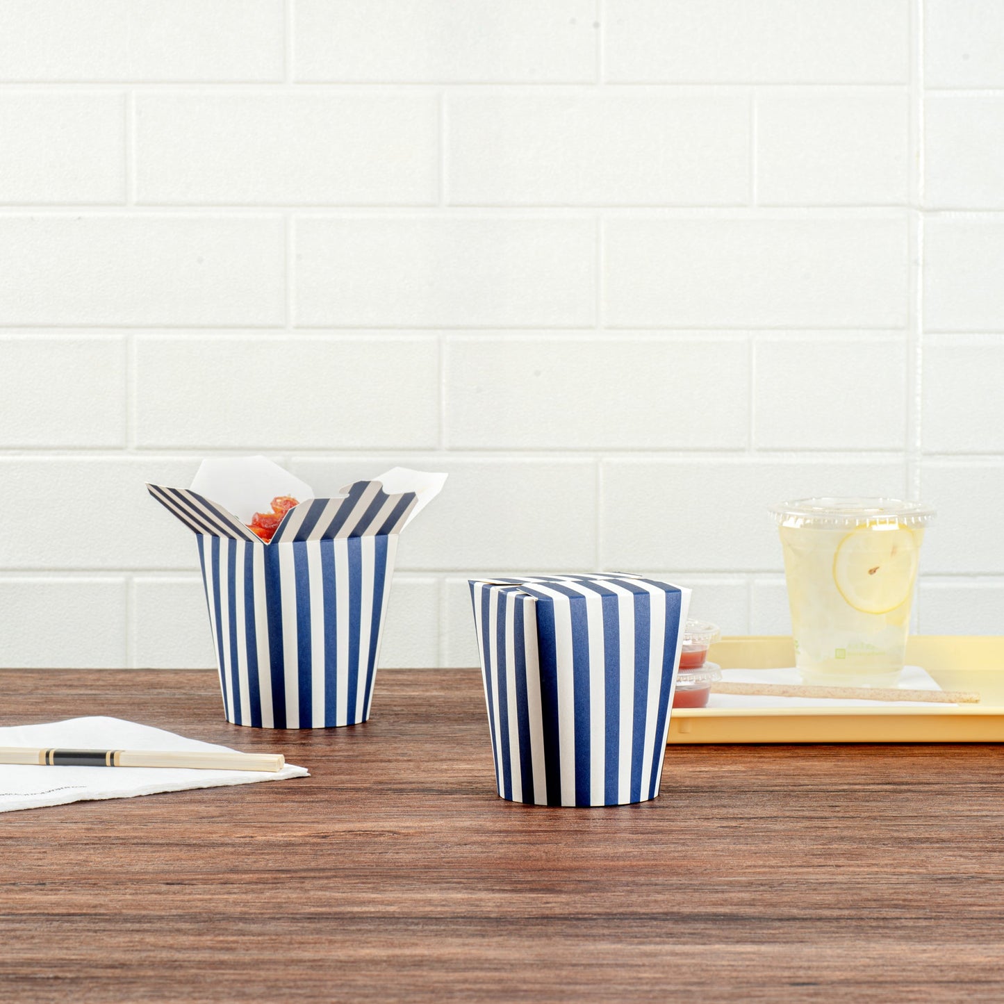 Bio Tek 16 oz Round Blue and White Stripe Paper Noodle Take Out Container - 3 1/4" x 3" x 4" - 200 count box