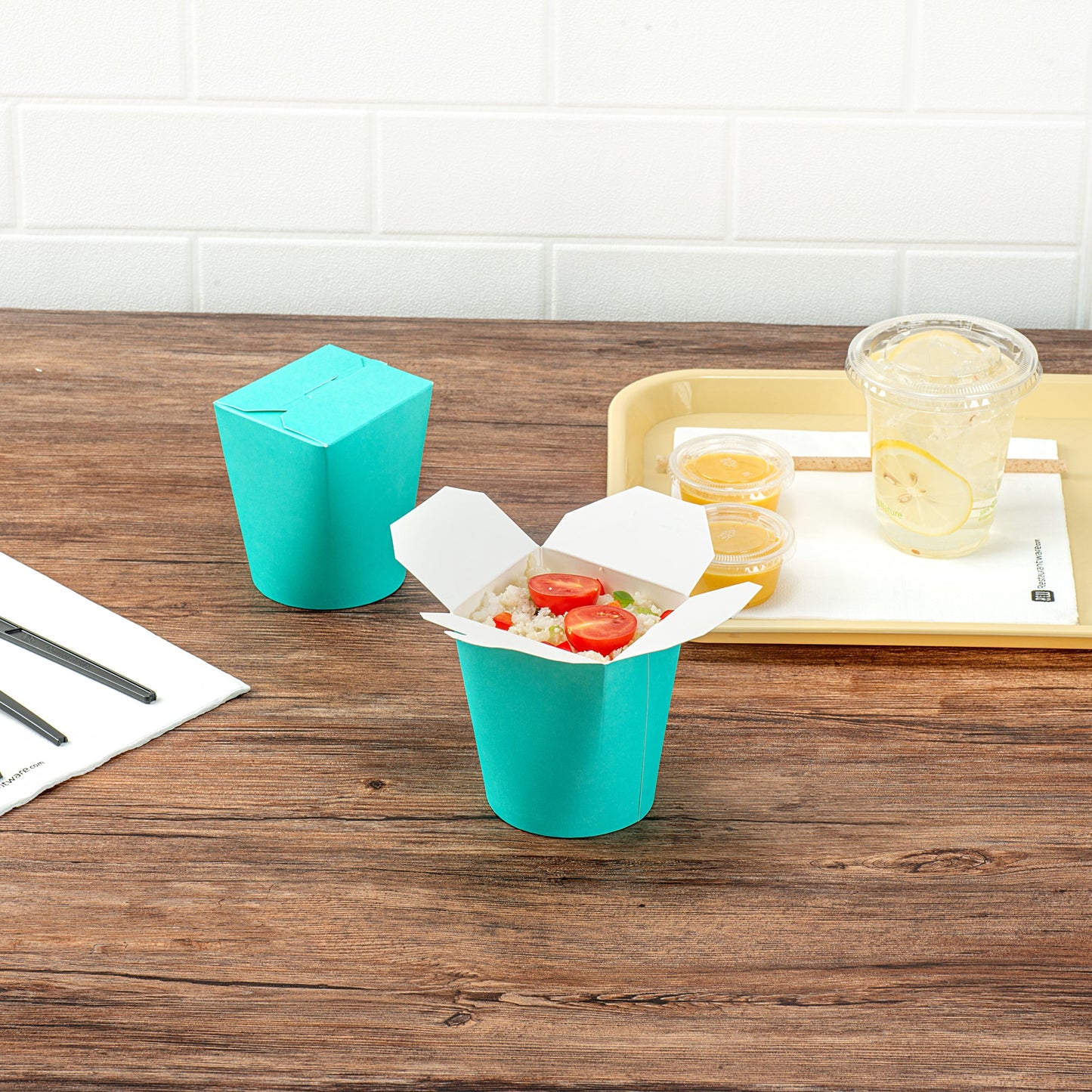 Bio Tek 16 oz Round Turquoise Paper Noodle Take Out Container - 3 1/4" x 3" x 4" - 50 count box