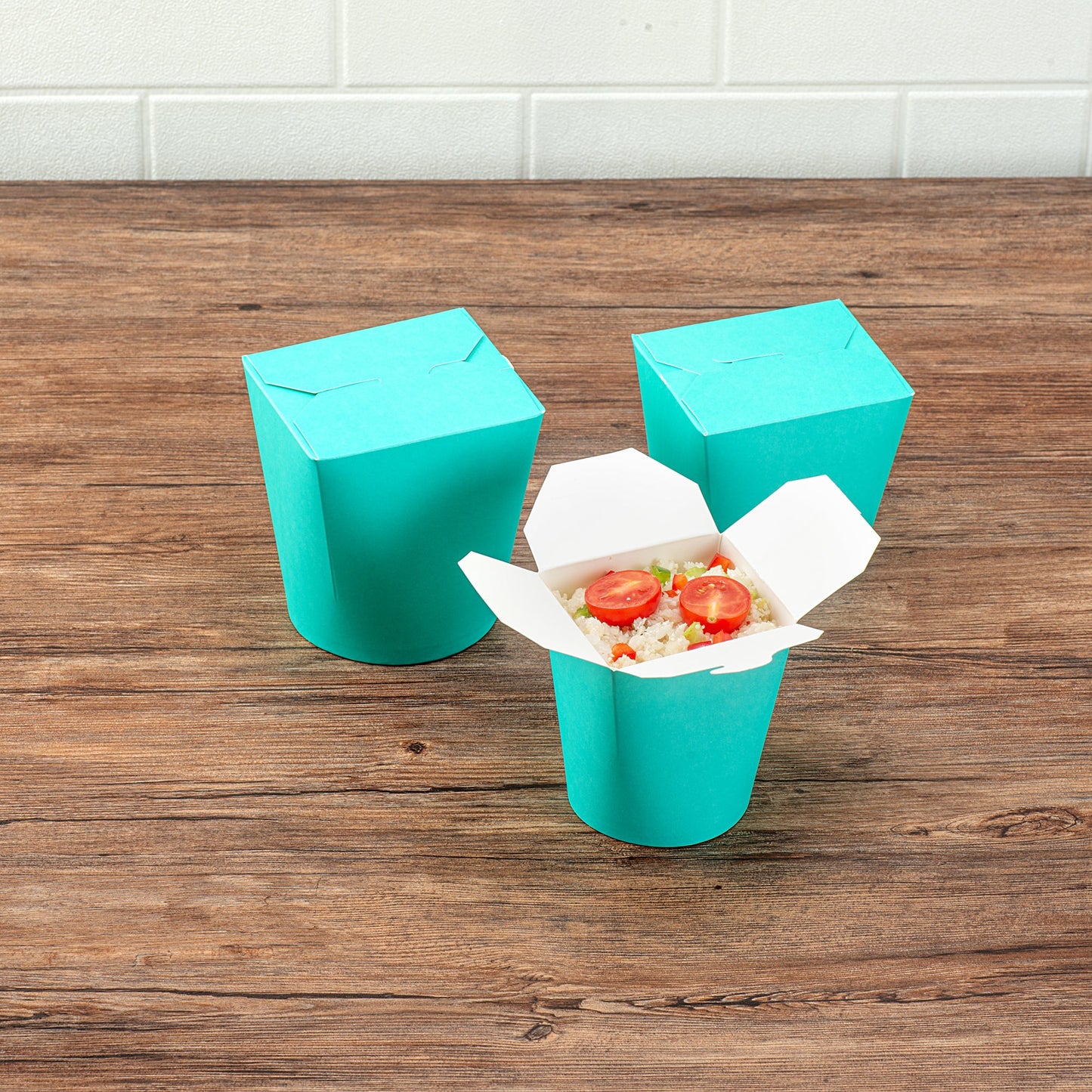 Bio Tek 16 oz Round Turquoise Paper Noodle Take Out Container - 3 1/4" x 3" x 4" - 200 count box